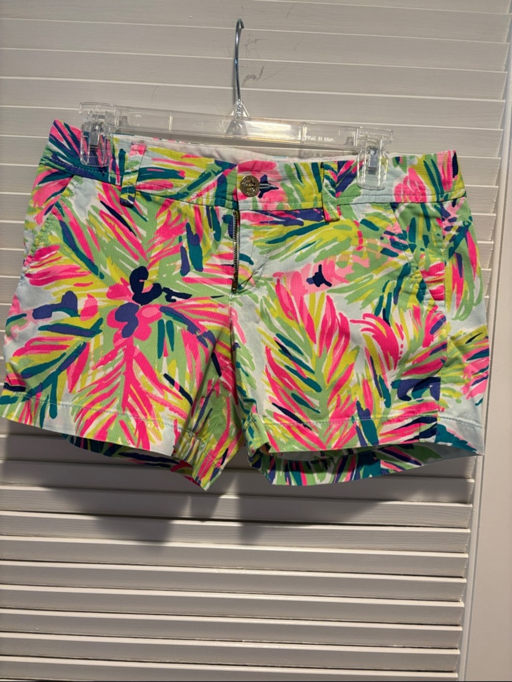 Lilly Pulitzer Size 4 Neon Palm-Print Cotton Blend Shorts